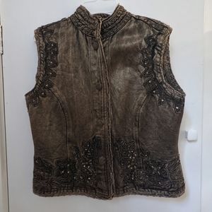 Embroidered 90s Vest
